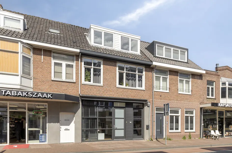 Breestraat 166 in Beverwijk