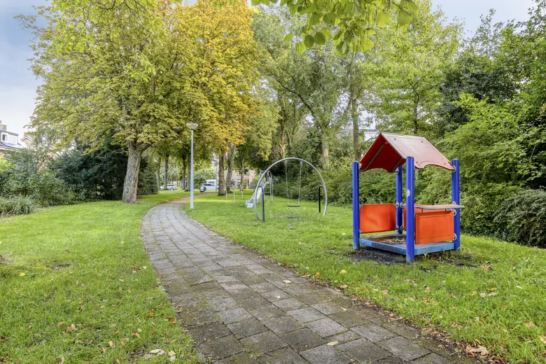 Foto 43 van Van Bergenlaan 12