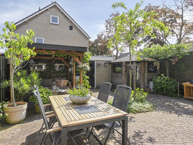 Foto van Vennestraat 1