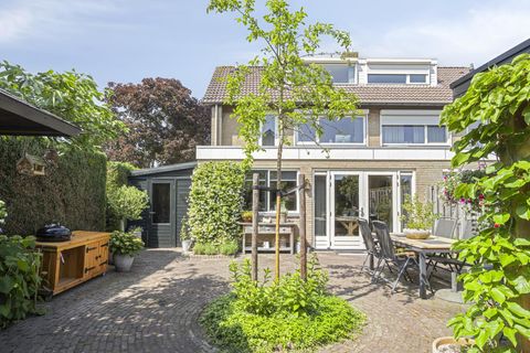 Vennestraat 1