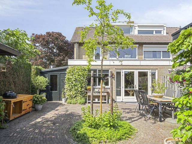 Foto van Vennestraat 1