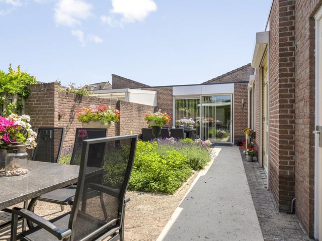 Foto van Egelantierlaan 26