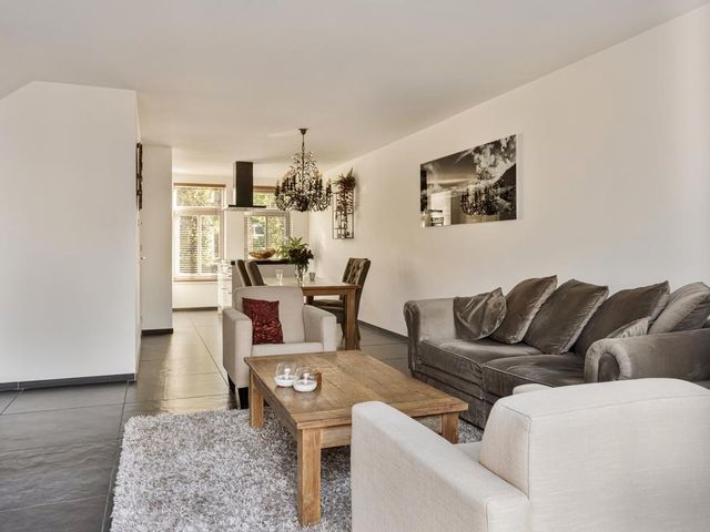 Foto van Van Schuppenstraat 2