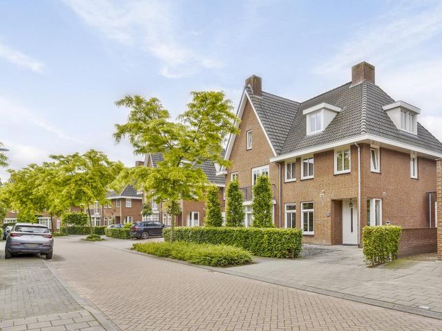 Foto van Van Schuppenstraat 2
