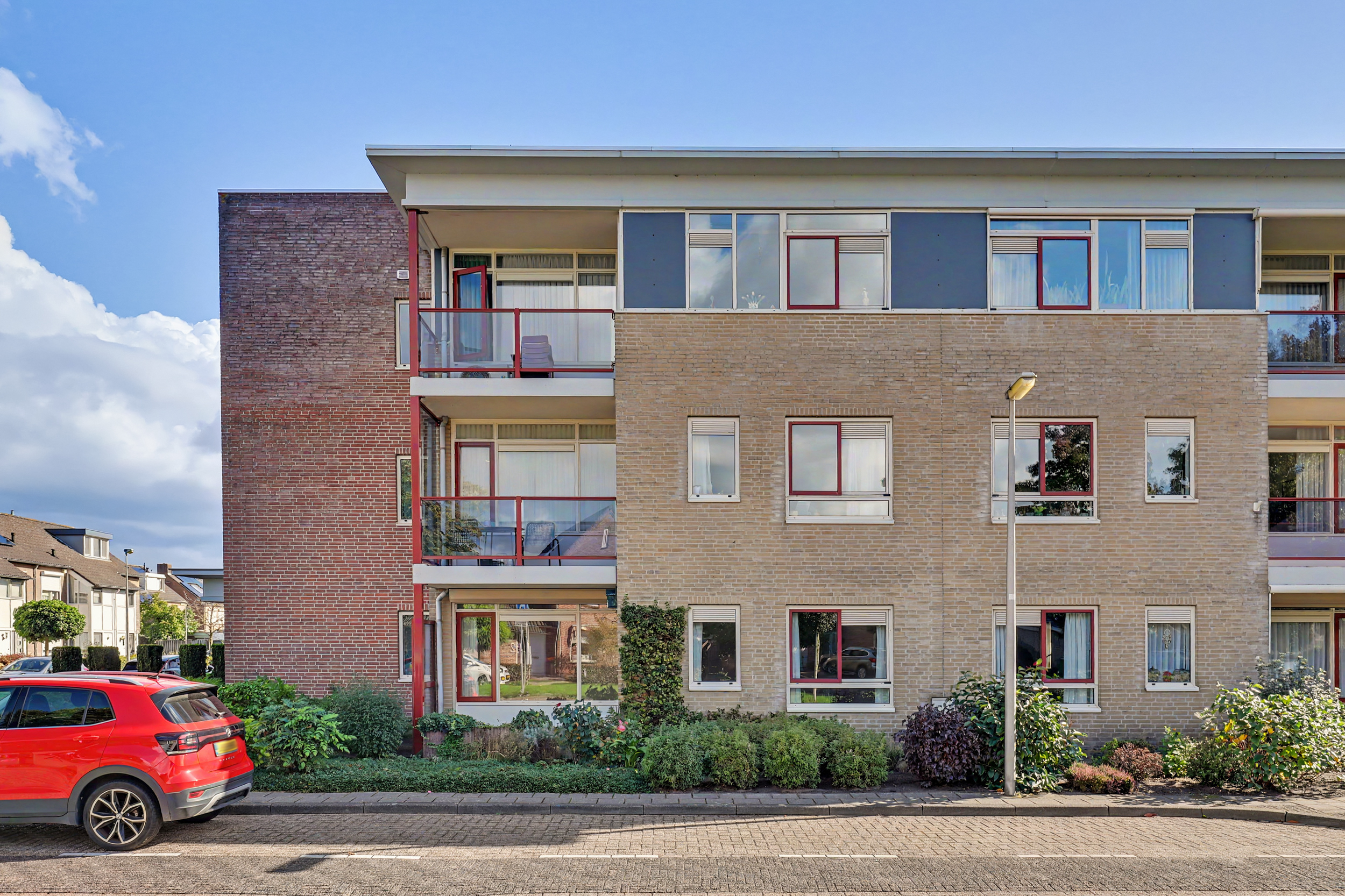 Appartement te koop: Afrikalaan 1, Drunen
