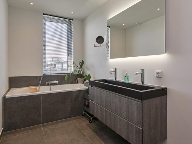 Foto van Bosbeemd 32