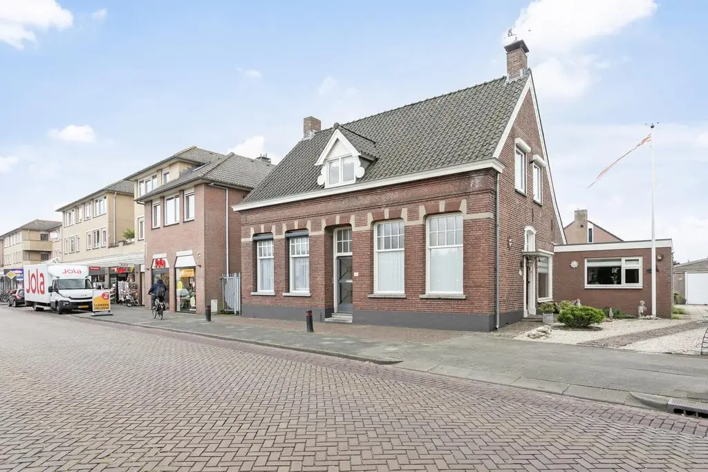 De Akker 23en 25