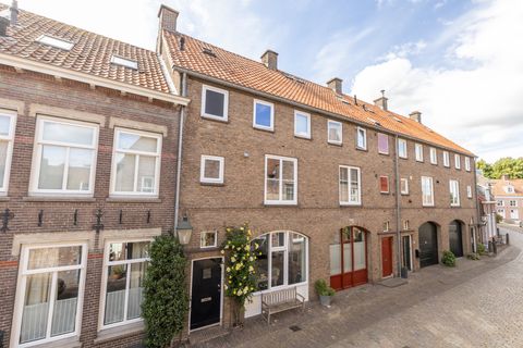 Drietrompetterstraat 10