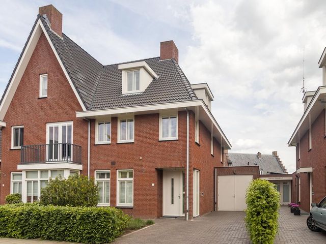 Foto van Van Schuppenstraat 3