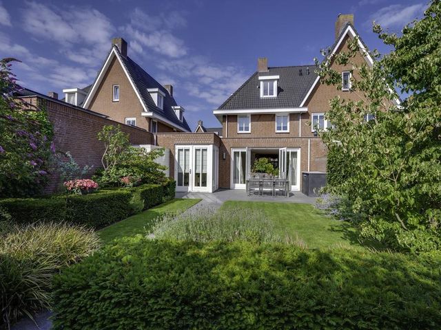 Foto van Van Schuppenstraat 3