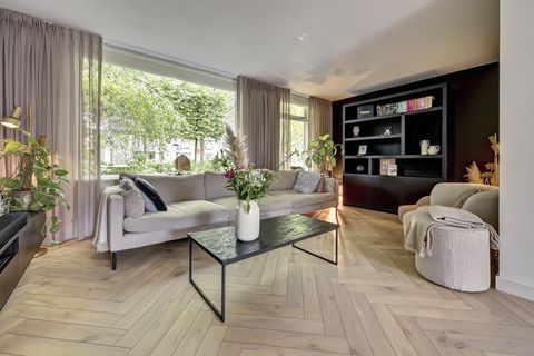 Van Leeuwenhoeklaan 52