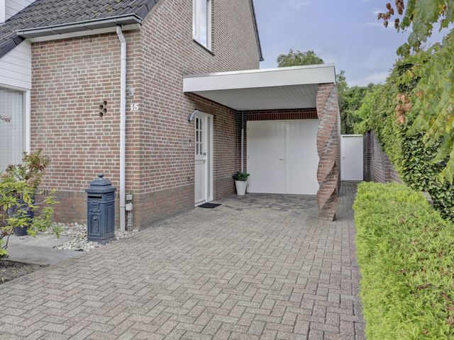 Foto van Van Agtlaan 15