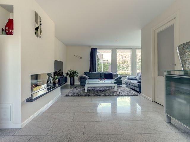 Foto van Newtonlaan 2