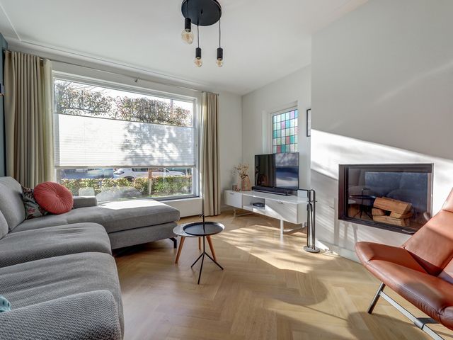 Foto van Deken van Baarstraat 45