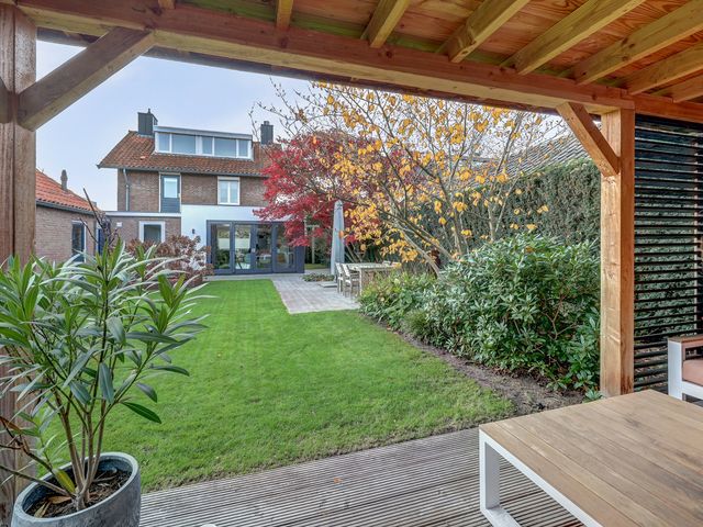 Foto van Deken van Baarstraat 45