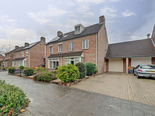 Foto van Van Leeuwenhoeklaan 40