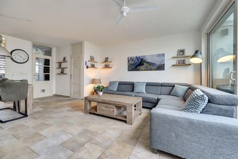 Burgemeester van Houtplein 6