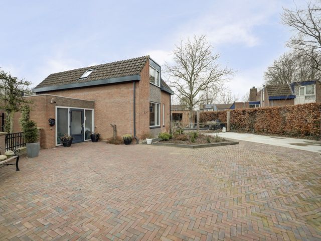 Foto van Van Deelenstraat 33