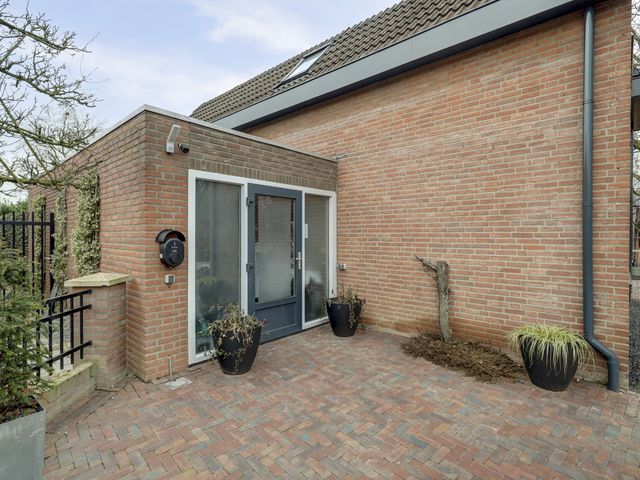 Foto van Van Deelenstraat 33