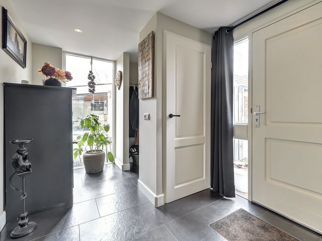 Foto van Van Deelenstraat 33