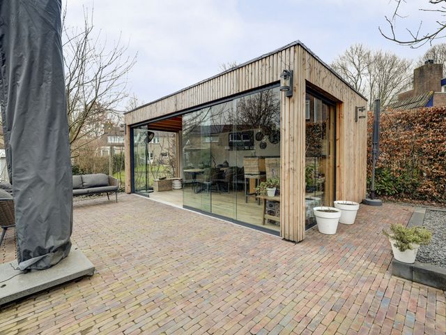 Foto van Van Deelenstraat 33