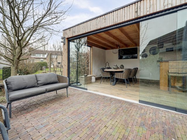 Foto van Van Deelenstraat 33