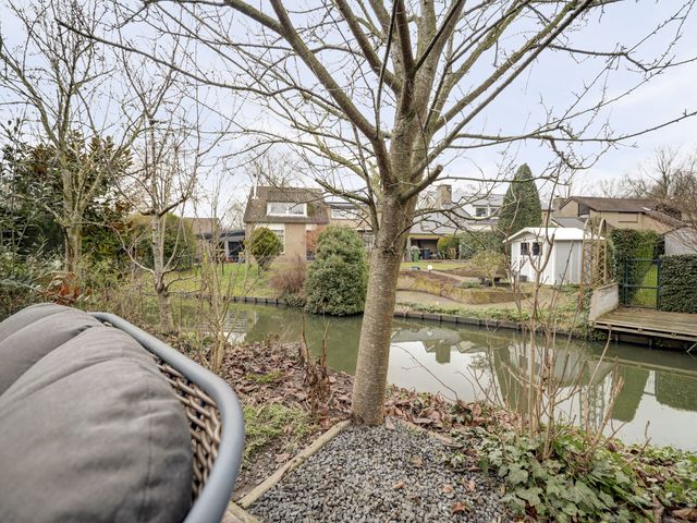 Foto van Van Deelenstraat 33