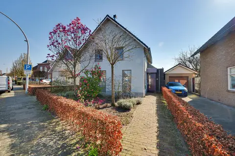 Grotestraat 83