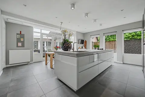 Deken van Baarstraat 21A