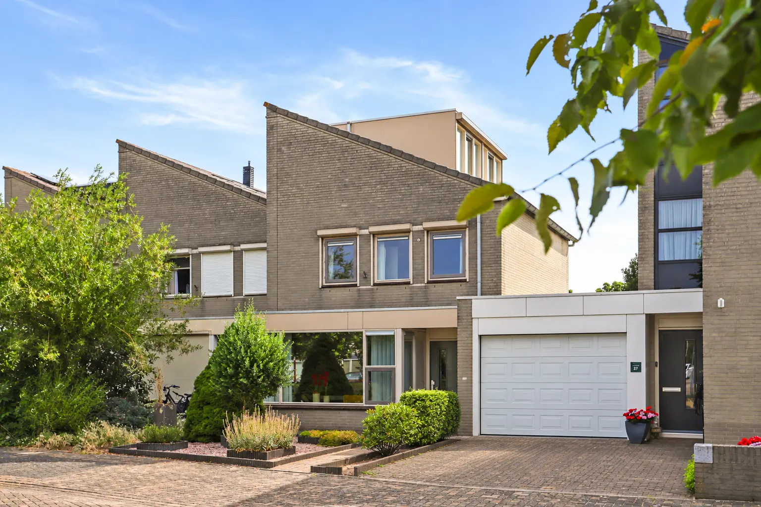 Jacques Perklaan 25