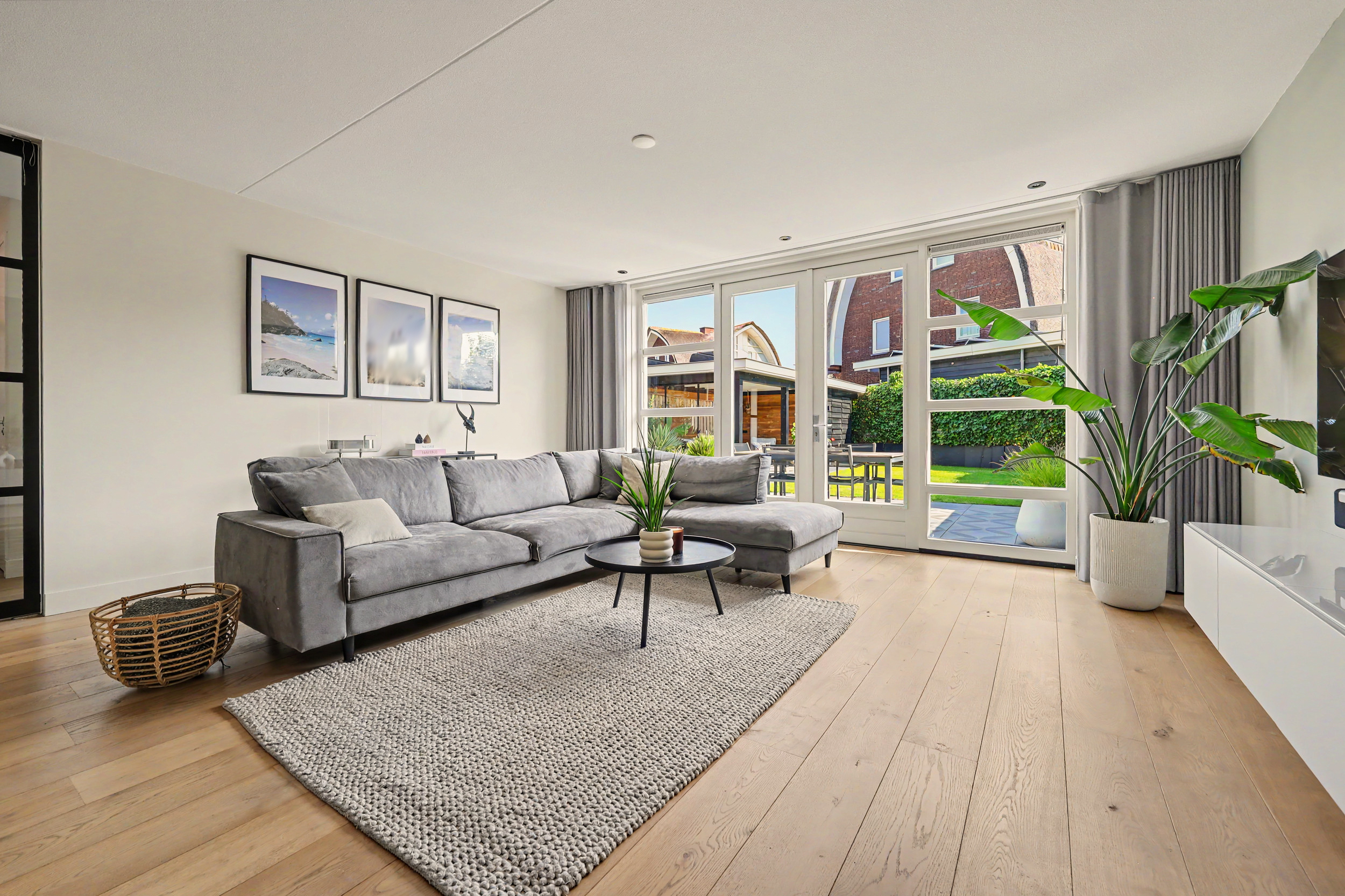Twee-onder-één-kap te koop: Nassau Dwarsstraat 55, Vlijmen