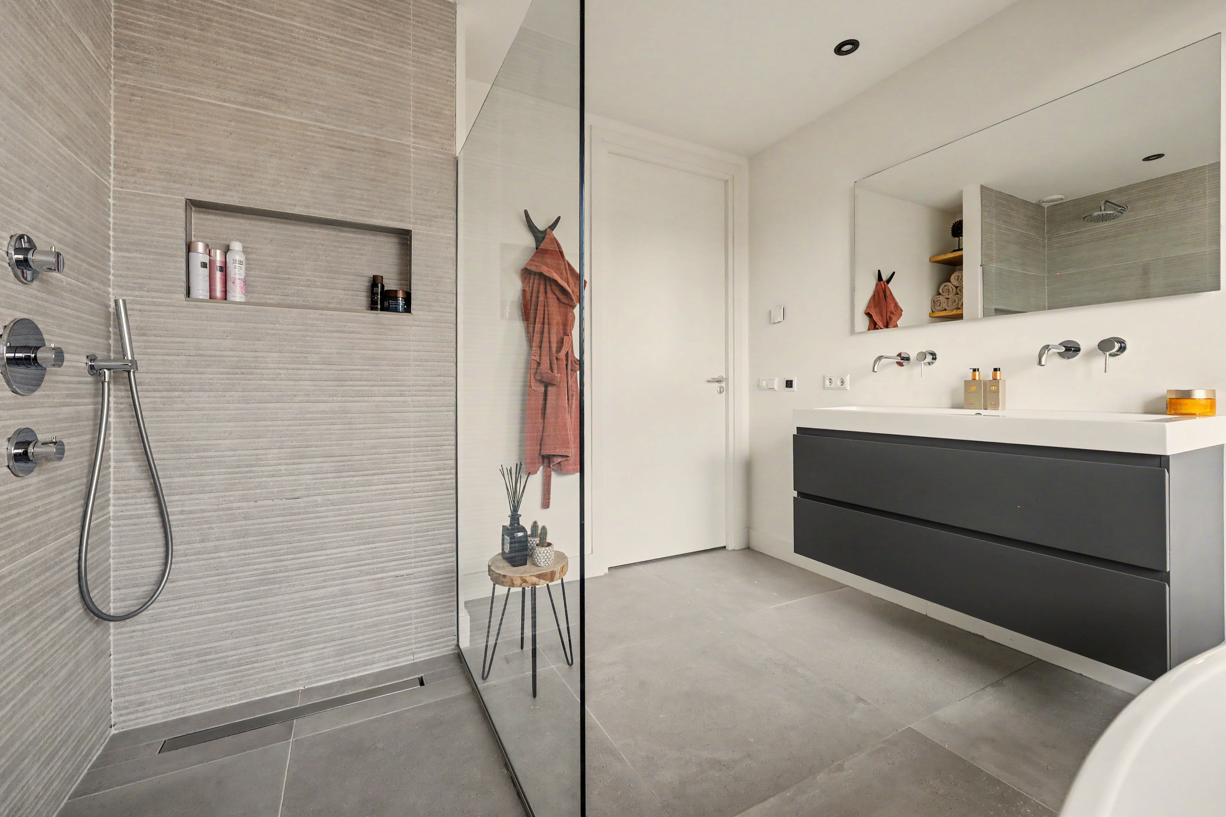 Twee-onder-één-kap te koop: Nassau Dwarsstraat 55, Vlijmen