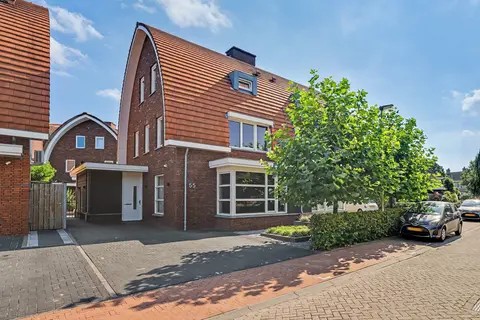 Nassau Dwarsstraat 55