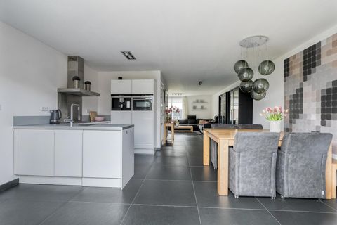 Onze Lieve Vrouweschutsstraat 17