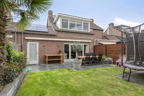 Onze Lieve Vrouweschutsstraat 17