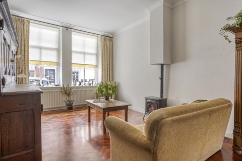 Breestraat 7