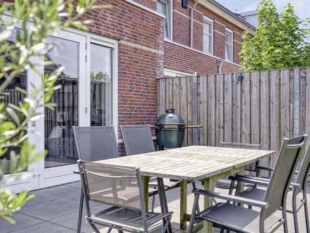 Foto van Veldbies 33