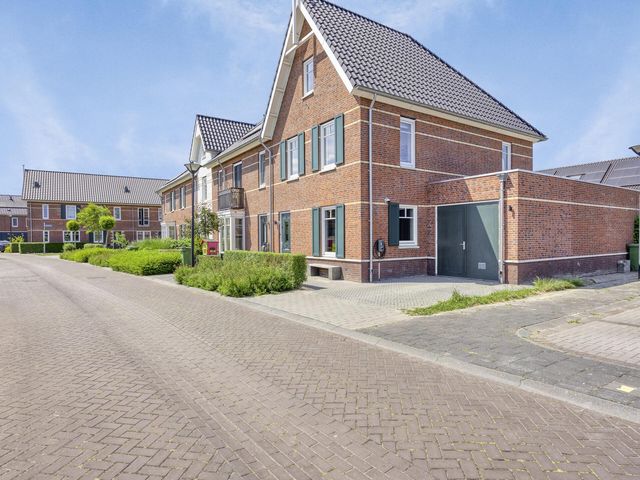 Foto van Veldbies 33