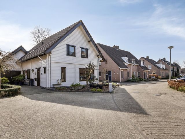Foto van De Omloop 10