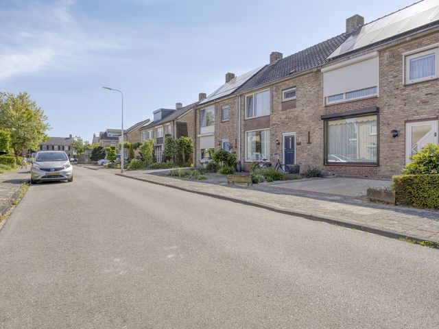 Foto van Juliana van Stolbergstraat 11