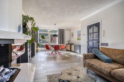 Jonkheer de la Courtstraat 22