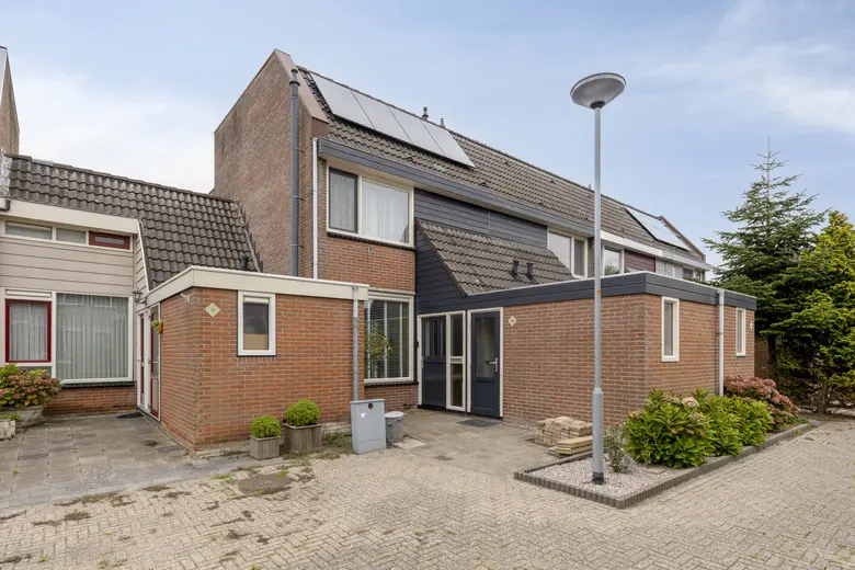 Foto 1 van Leeuwerik 14