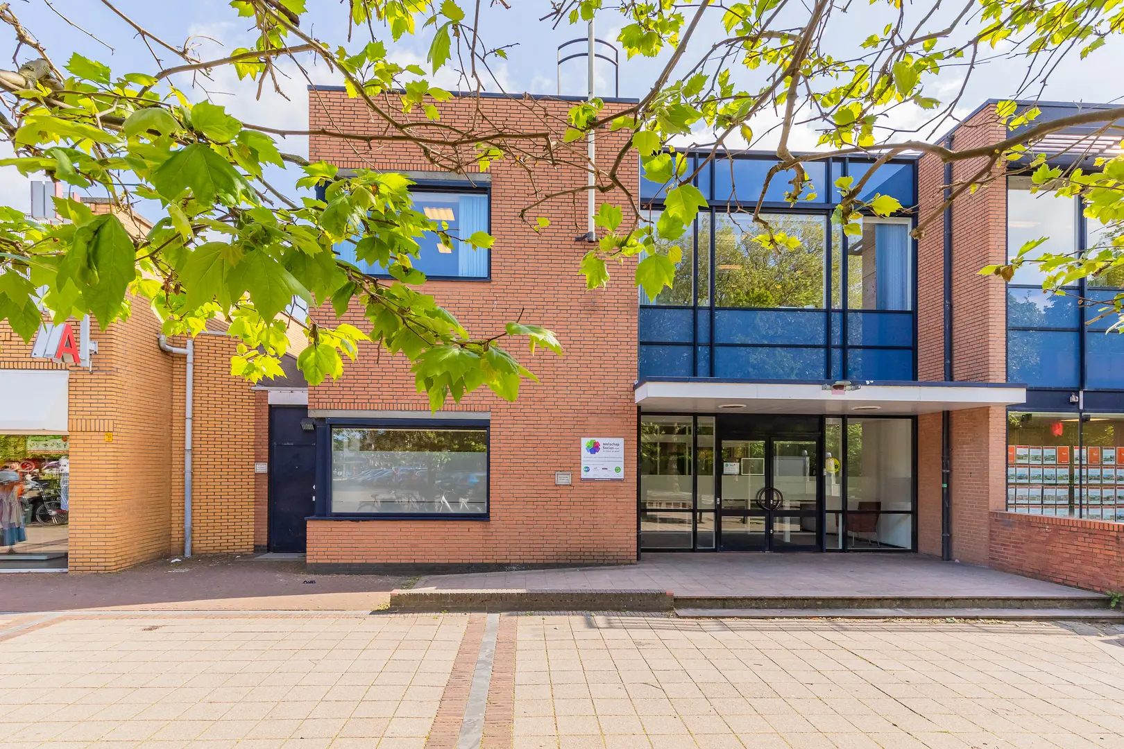 Burgemeester Nielenplein 6 in Heemskerk