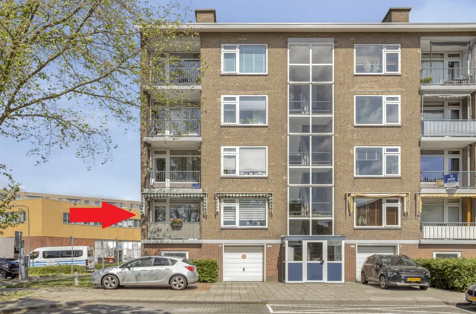 Carel van Manderstraat 100 in Heemskerk