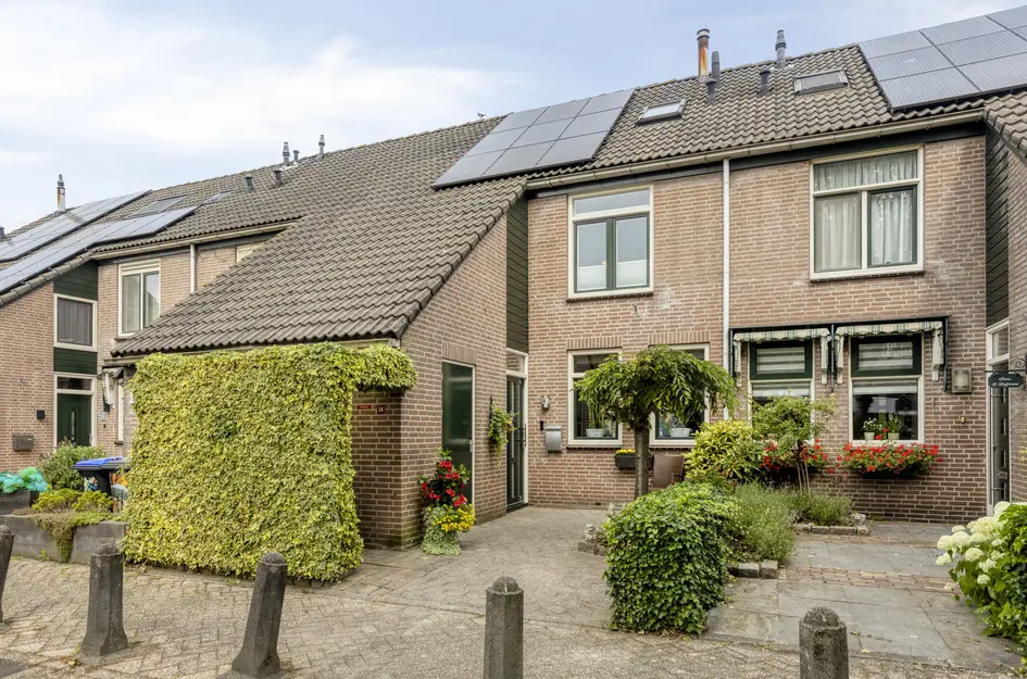 Sterkenburg 14 in Heemskerk