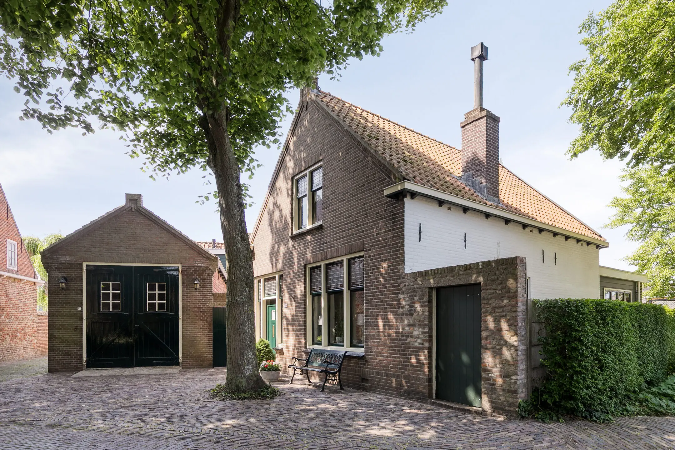 Dorpsplein 29 in AAGTEKERKE, foto 1