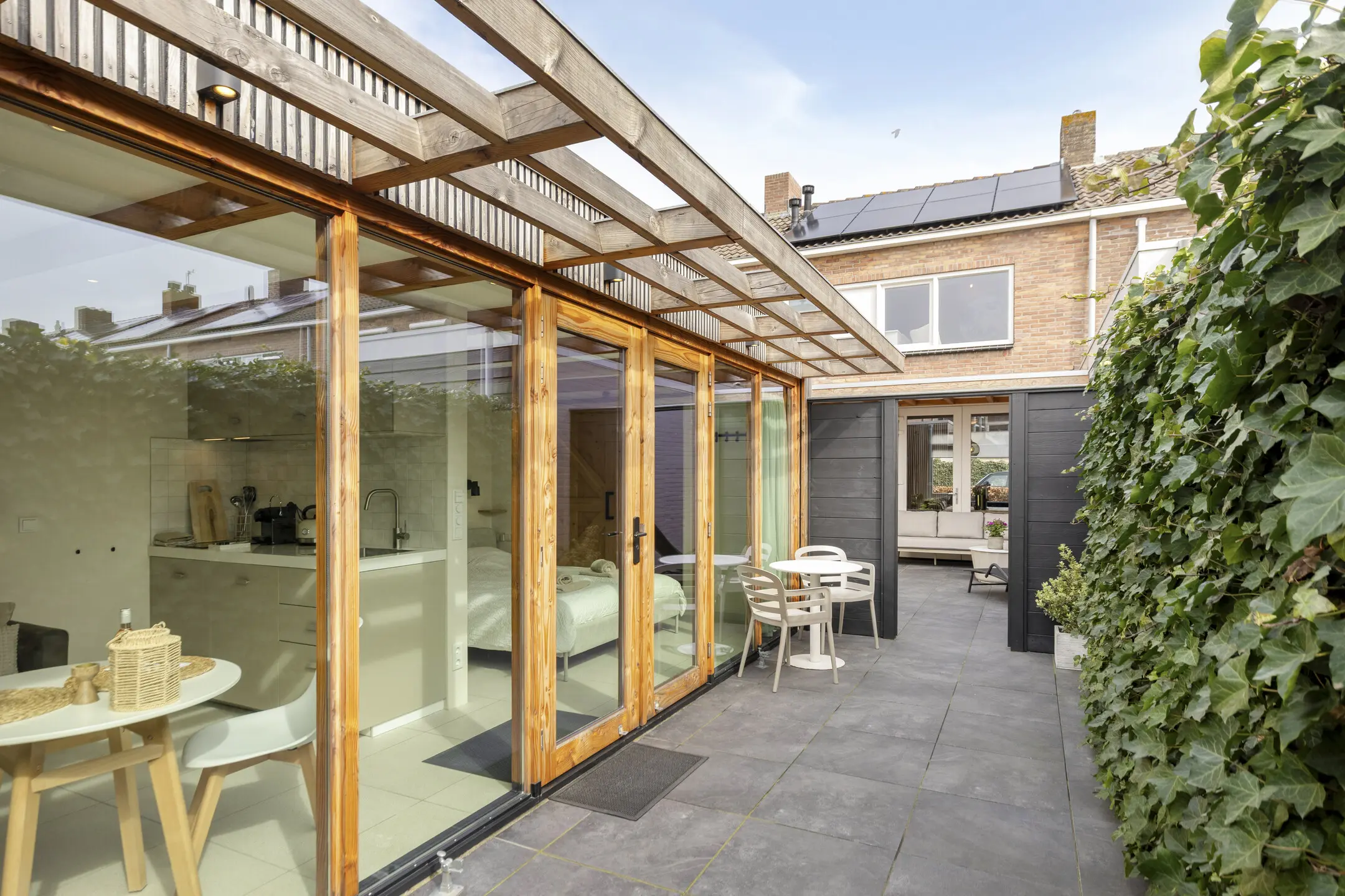 dr. B. Vaandragerstraat 6 in DOMBURG, foto 2