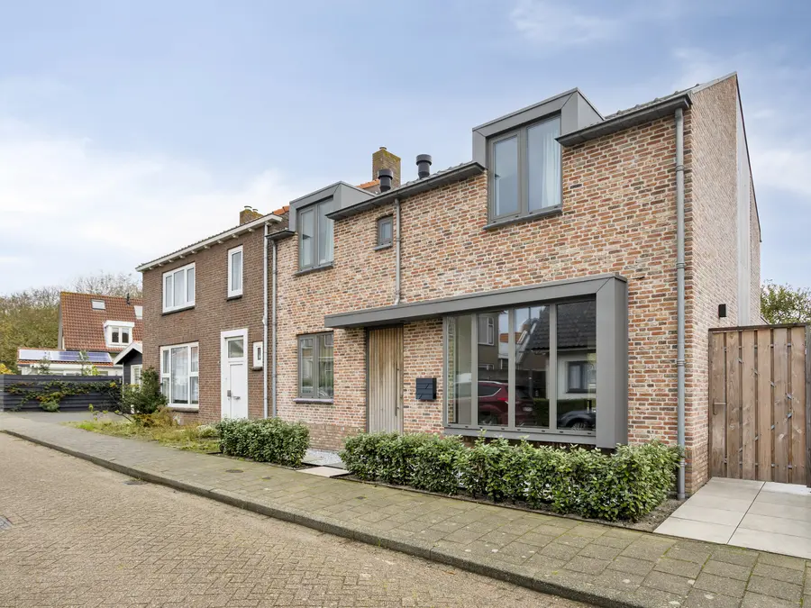 Beatrixstraat 8, foto 1