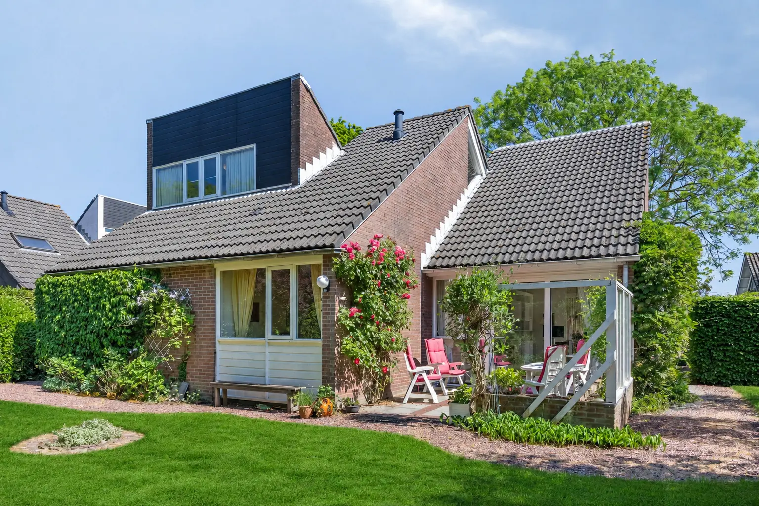 dr. H.C.M. Ghijsenstraat 6 in DOMBURG, foto 1