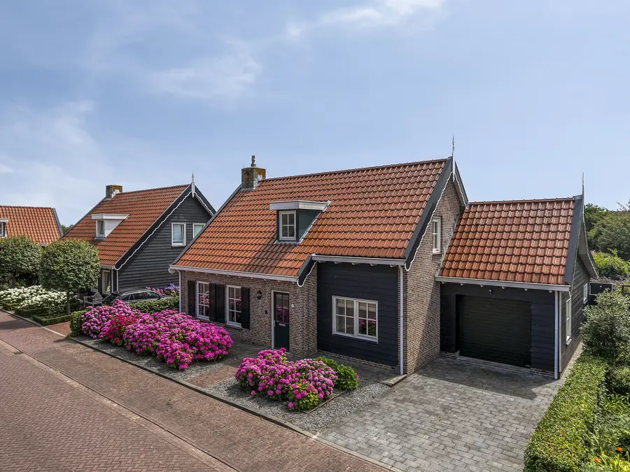Eva Besnyöstraat 20, foto 1